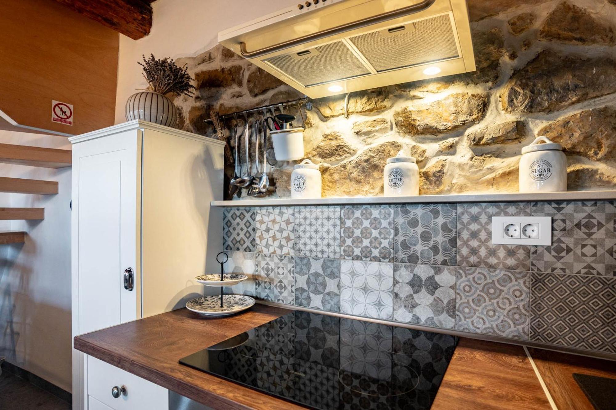 House Filumena Apartment โลปาร์ ภายนอก รูปภาพ